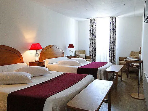 קסטלאנטה Nouvel Hotel Du Commerce 3*,